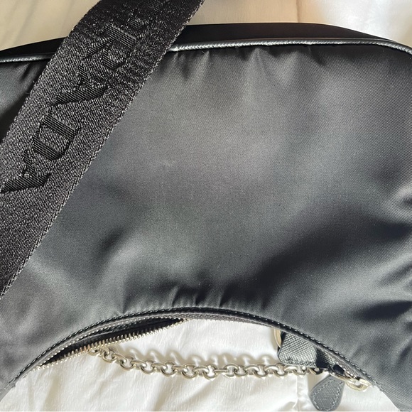 Prada re edition 2005 - Picture 7 of 11